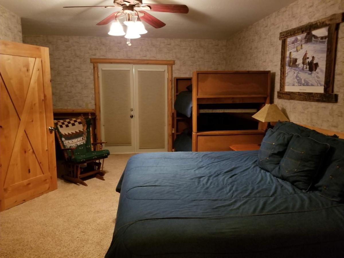 Bed and Breakfast Sunlit Oasis Notom Экстерьер фото