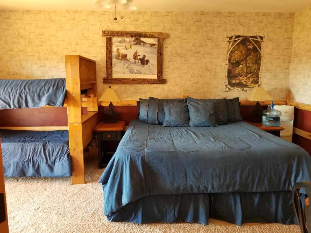 Bed and Breakfast Sunlit Oasis Notom Экстерьер фото