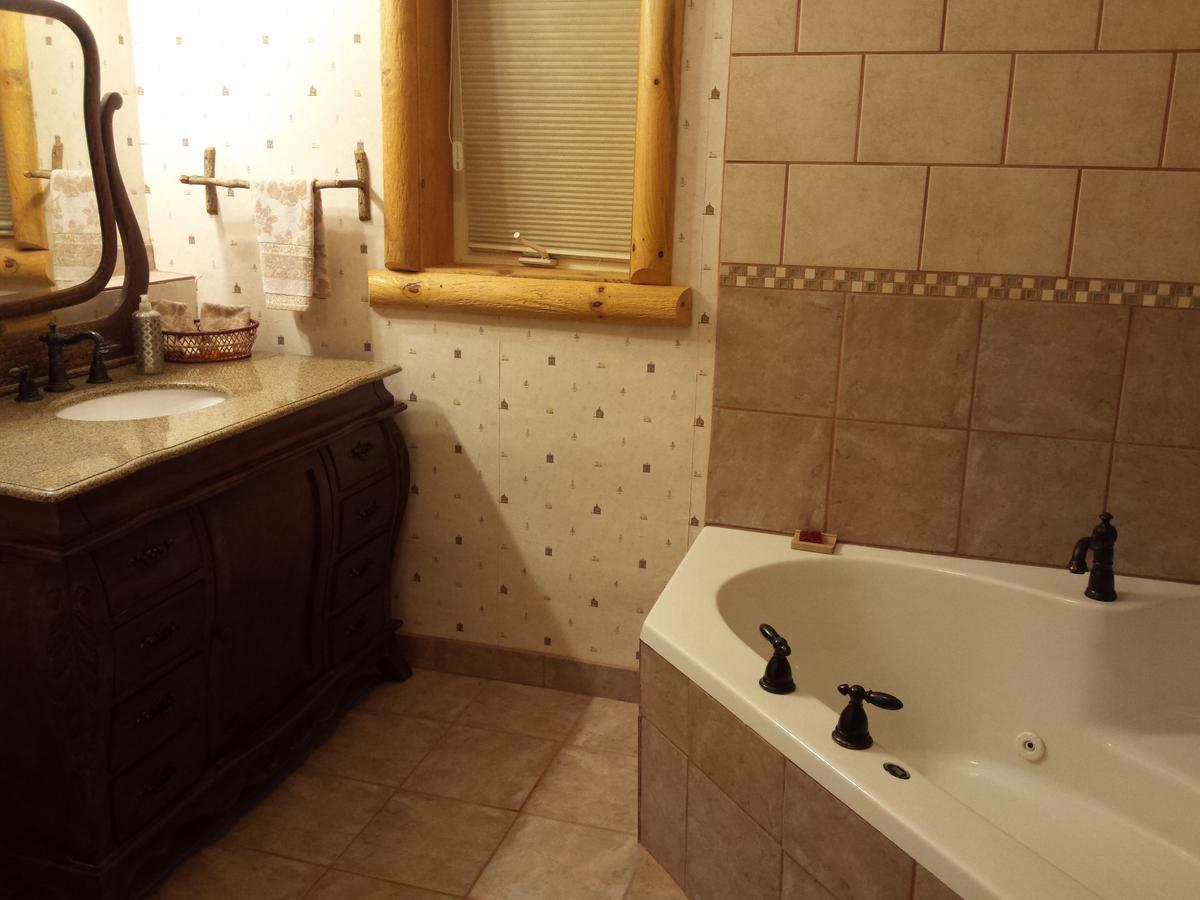 Bed and Breakfast Sunlit Oasis Notom Экстерьер фото